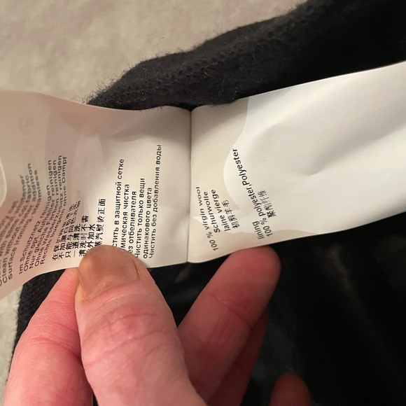 Marc Cain wool skirt - Picture 6 of 6